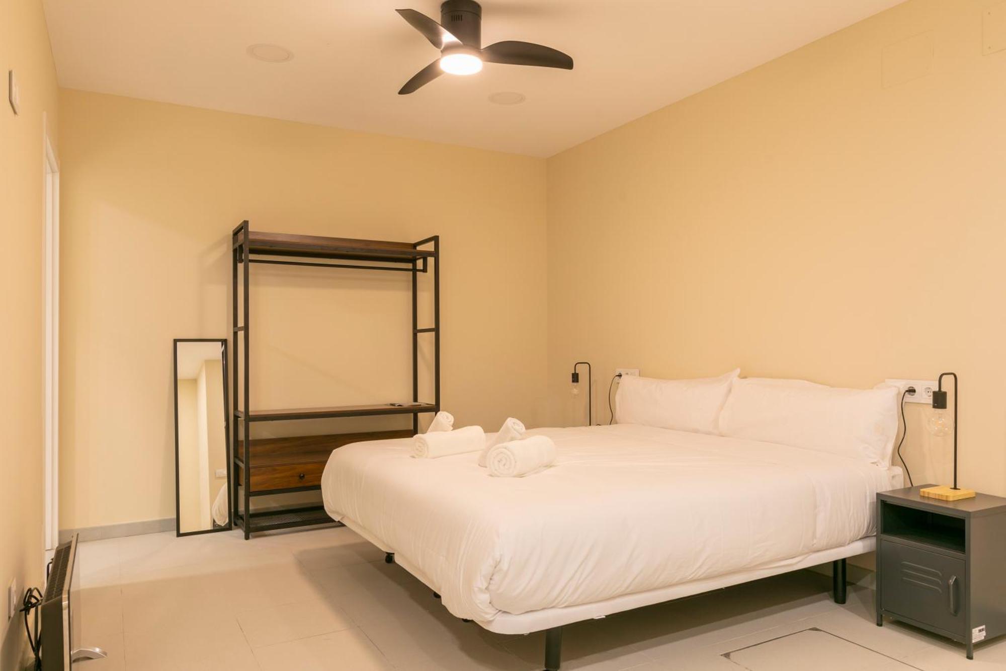 Homeabout Smart Rooms Bravo Murillo - Sin Recepcion Мадрид Екстериор снимка
