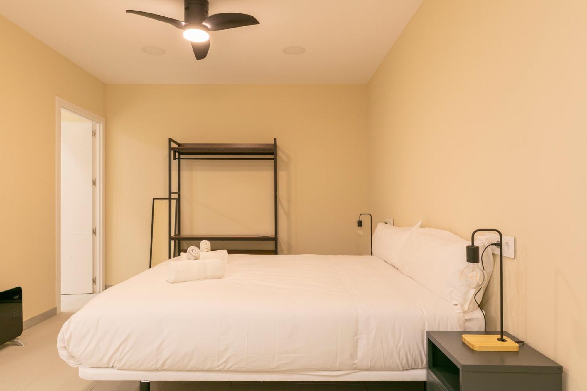 Homeabout Smart Rooms Bravo Murillo - Sin Recepcion Мадрид Екстериор снимка
