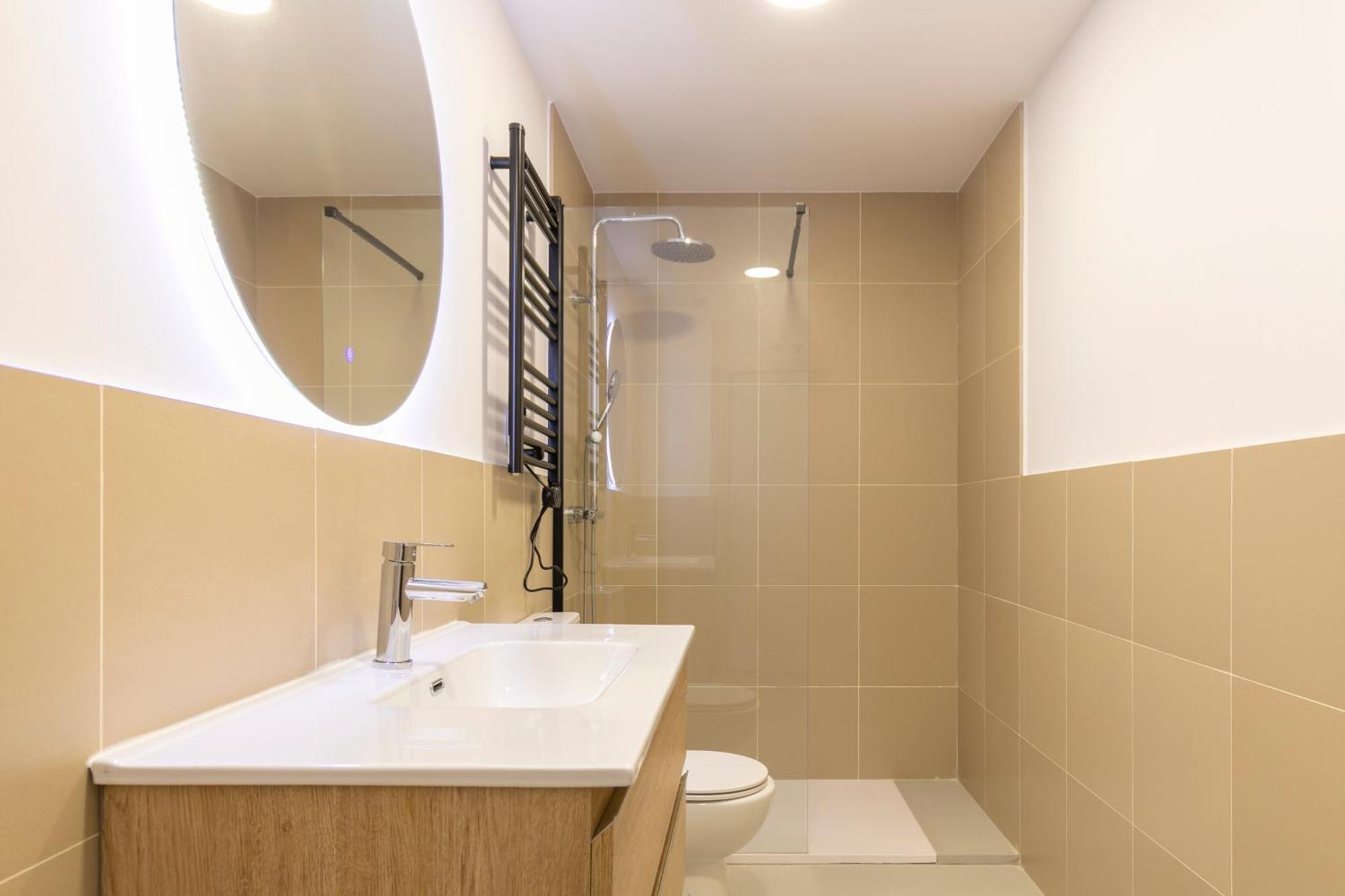 Homeabout Smart Rooms Bravo Murillo - Sin Recepcion Мадрид Екстериор снимка